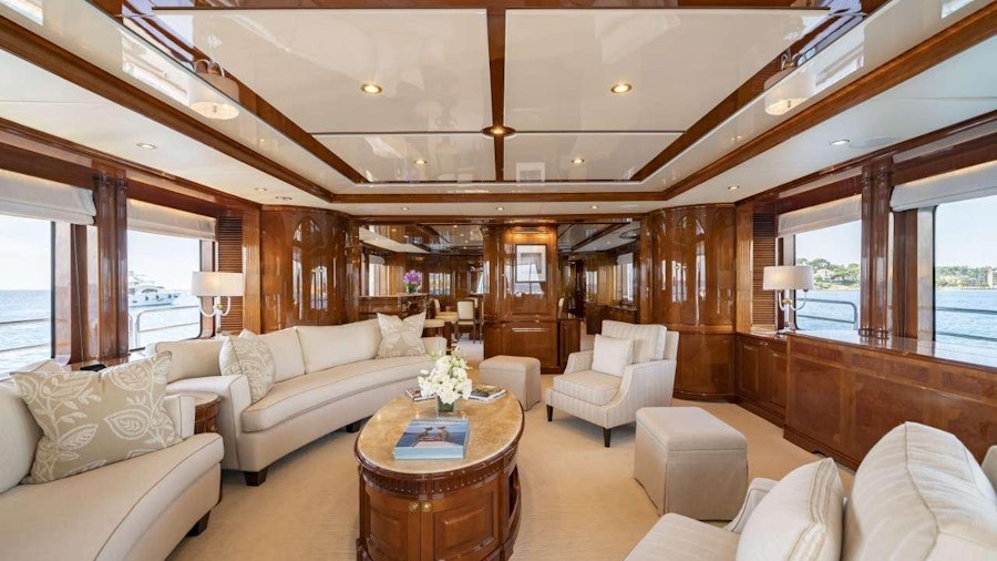 AURA Yacht AURA Yacht