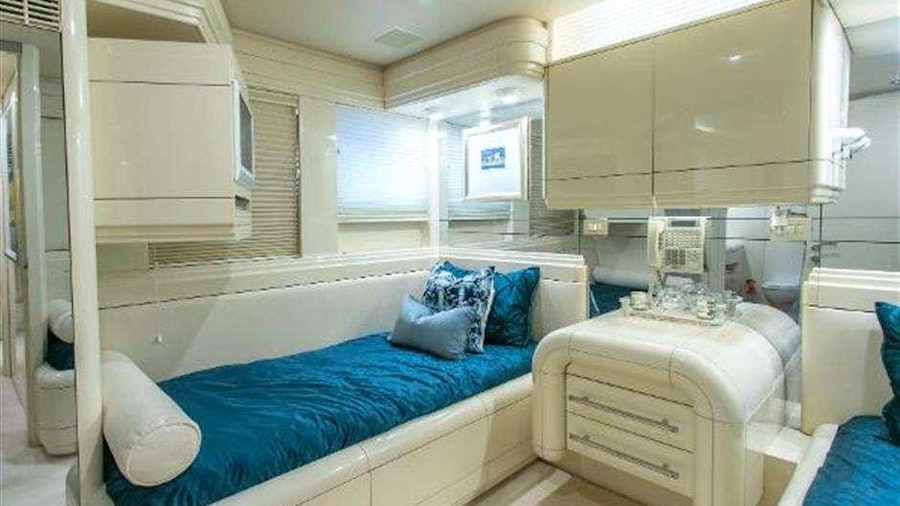 Highline Yacht Highline Yacht