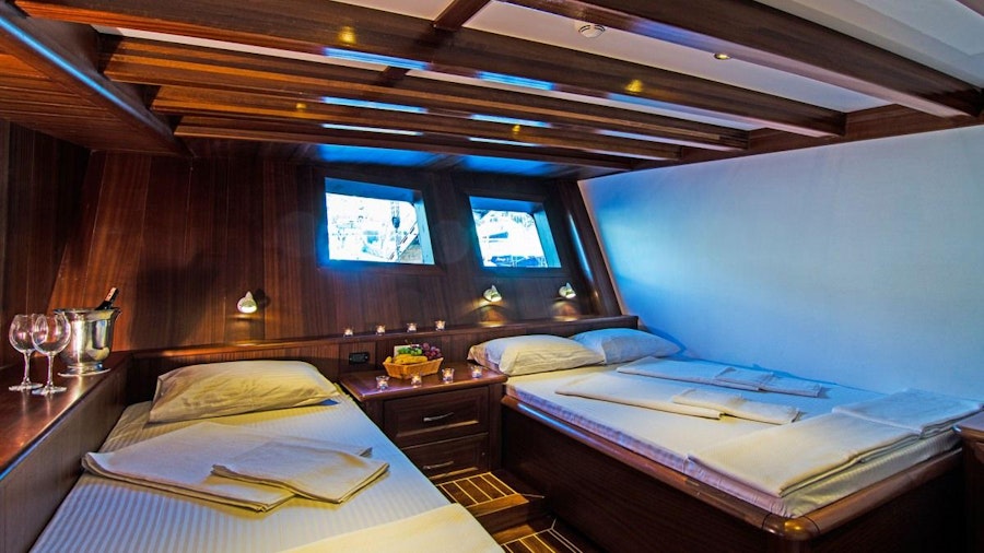 LOVE BOAT (former B&B2) Yacht LOVE BOAT (former B&B2) Yacht