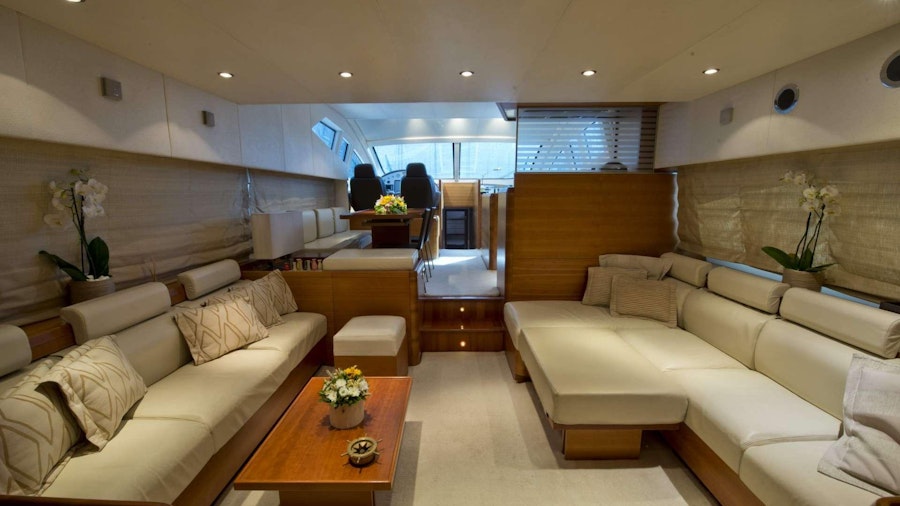 JULY Yacht JULY Yacht