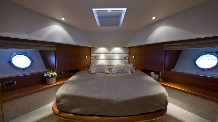 JULY Yacht JULY Yacht