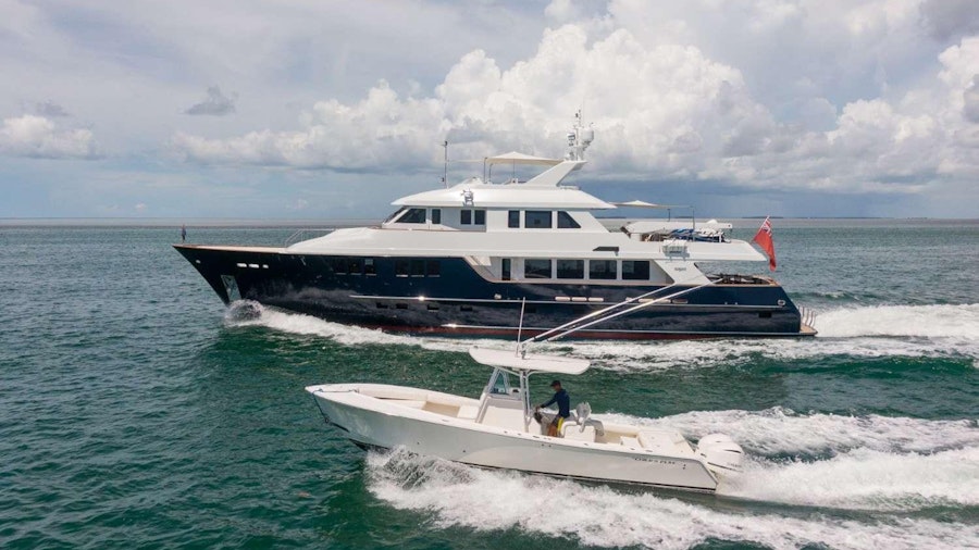 CHILD'S PLAY Yacht CHILD'S PLAY Yacht