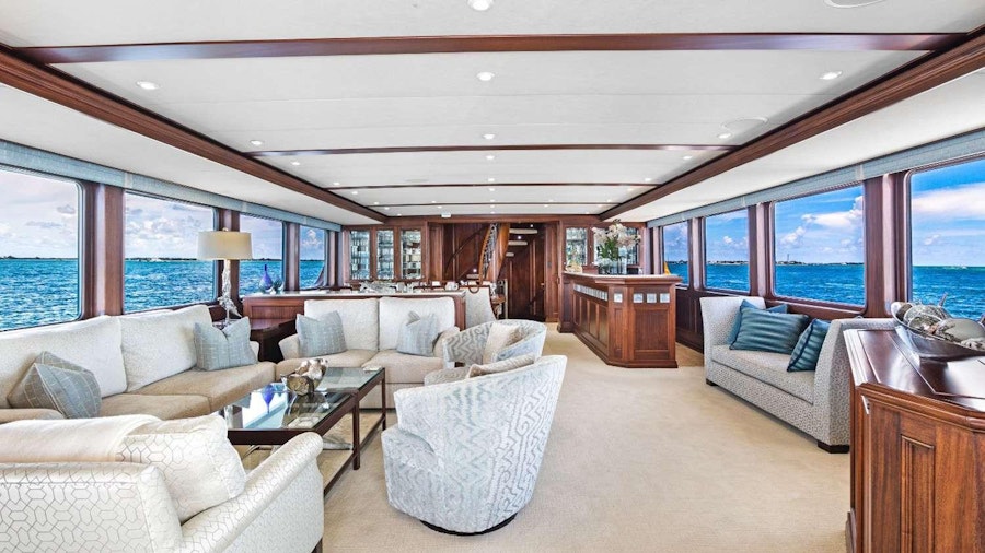 CHILD'S PLAY Yacht CHILD'S PLAY Yacht