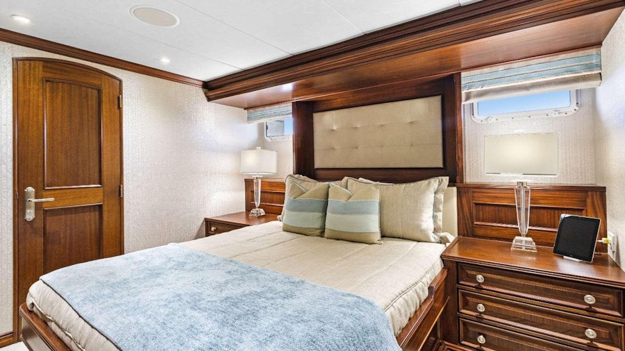 CHILD'S PLAY Yacht CHILD'S PLAY Yacht