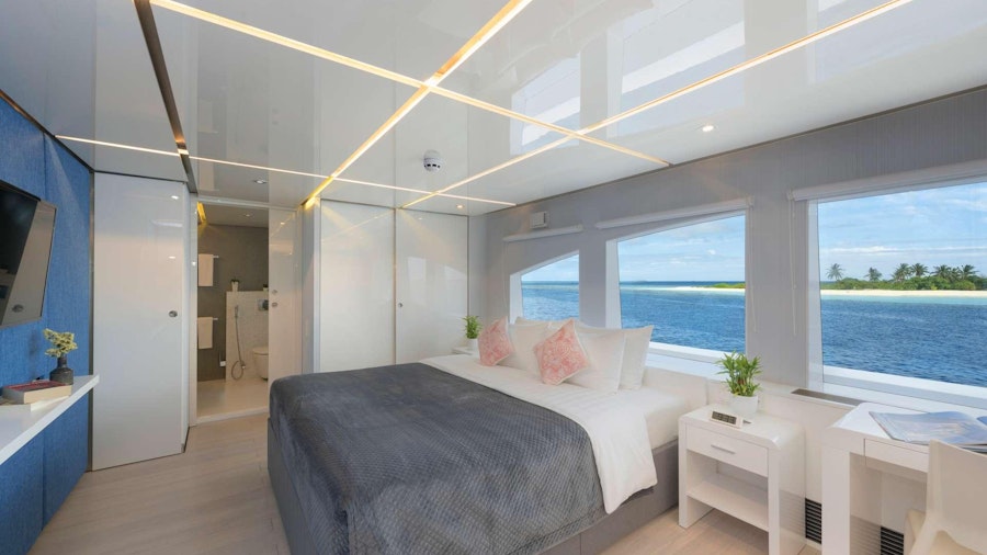 SEAREX Yacht SEAREX Yacht