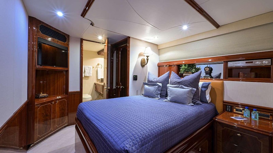 BELLA CONTESSA Yacht BELLA CONTESSA Yacht
