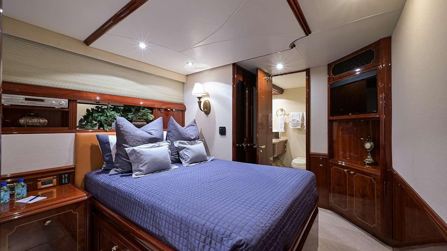 BELLA CONTESSA Yacht BELLA CONTESSA Yacht