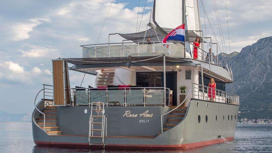 Rara Avis Yacht