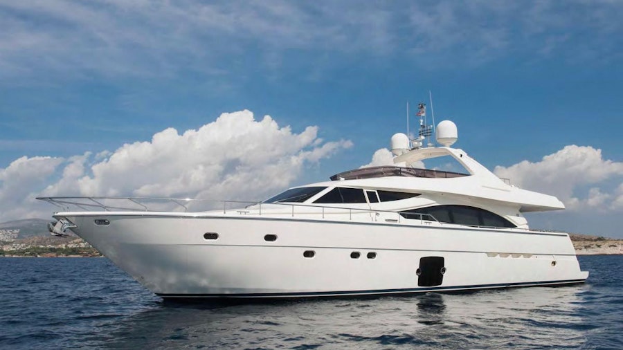JULIE M Yacht JULIE M Yacht