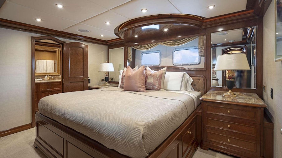 AQUASITION Yacht AQUASITION Yacht