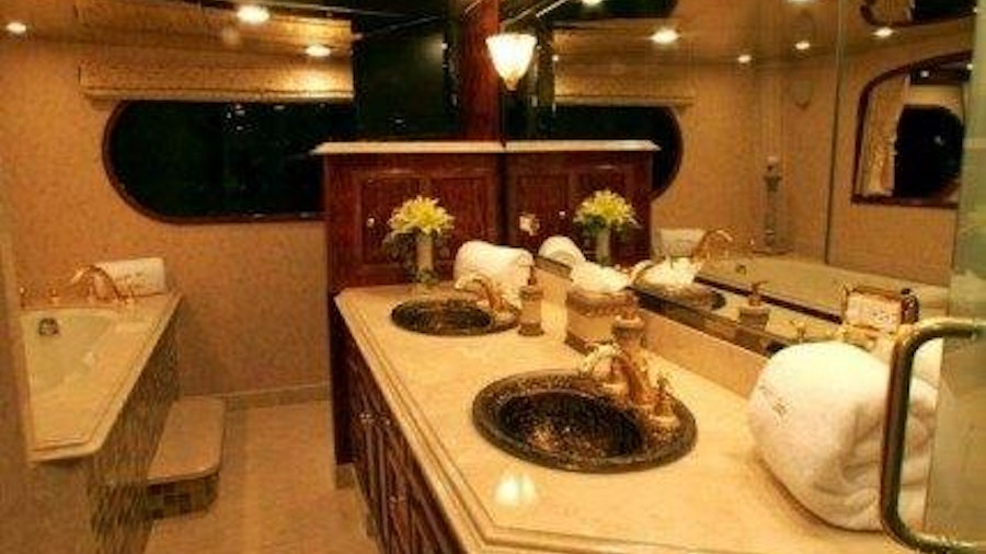 LEIGHT STAR Yacht LEIGHT STAR Yacht