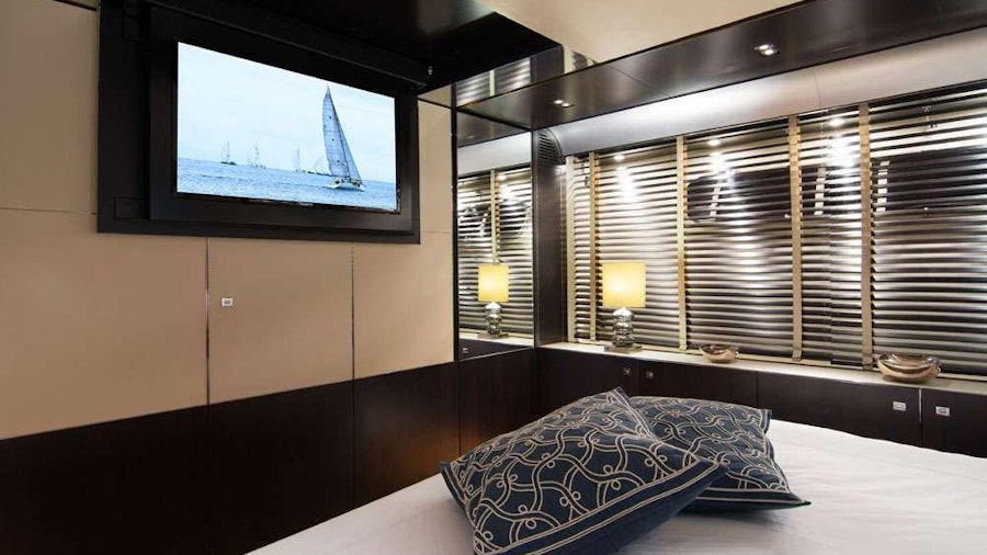 SUBZERO Yacht SUBZERO Yacht
