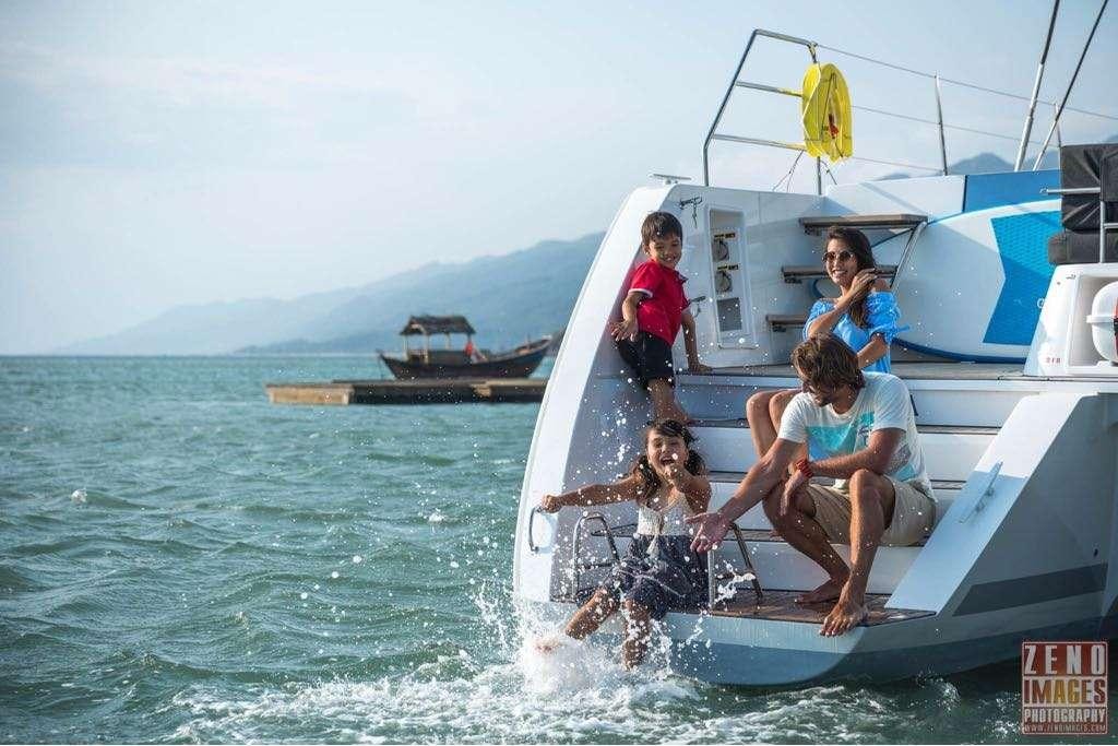 a group of people on a boat aboard ELLEN SOPHIA Yacht for Charter