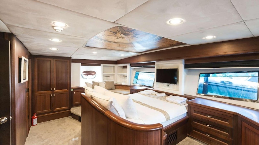 Virtuoso Yacht Virtuoso Yacht