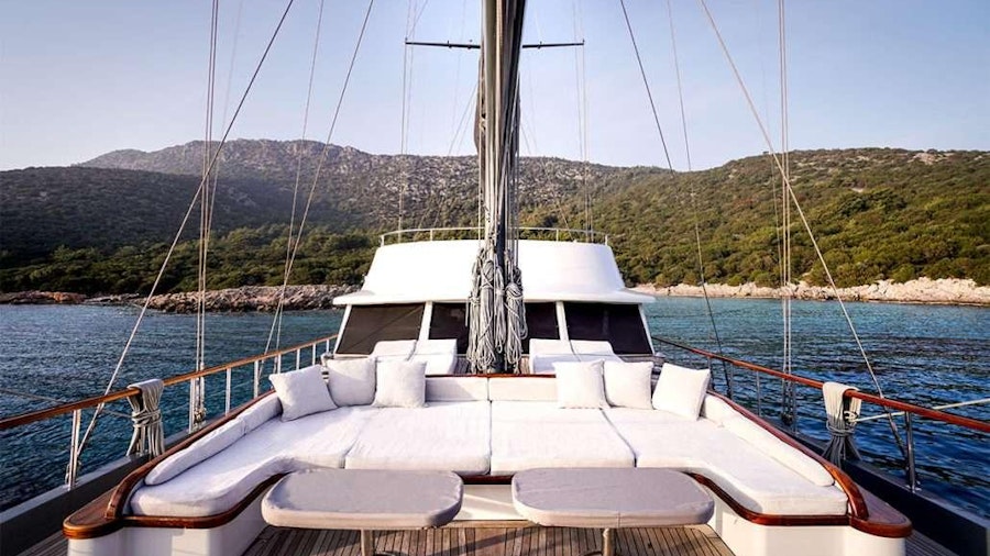 Virtuoso Yacht Virtuoso Yacht