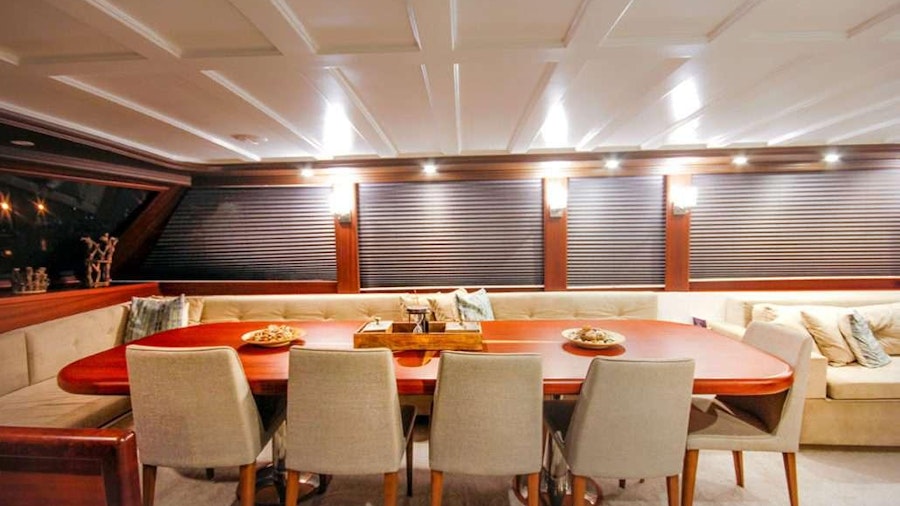 Virtuoso Yacht Virtuoso Yacht