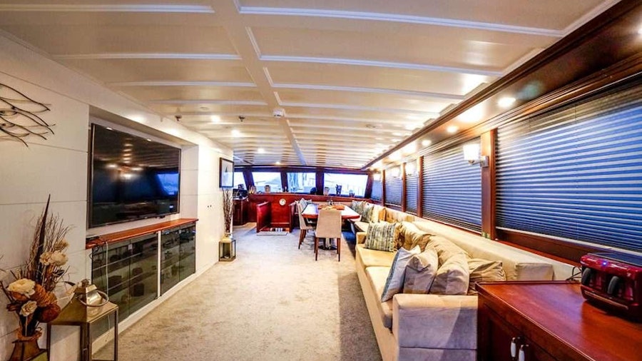 Virtuoso Yacht Virtuoso Yacht