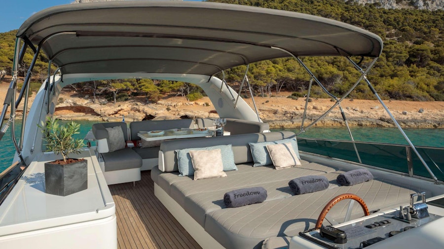 FREEDOM Yacht FREEDOM Yacht