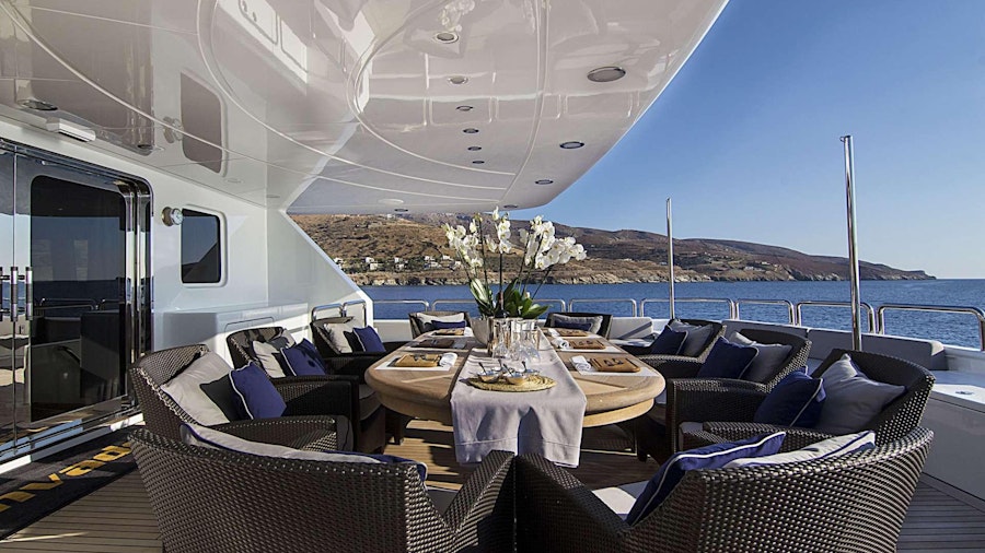 INVADER Yacht INVADER Yacht