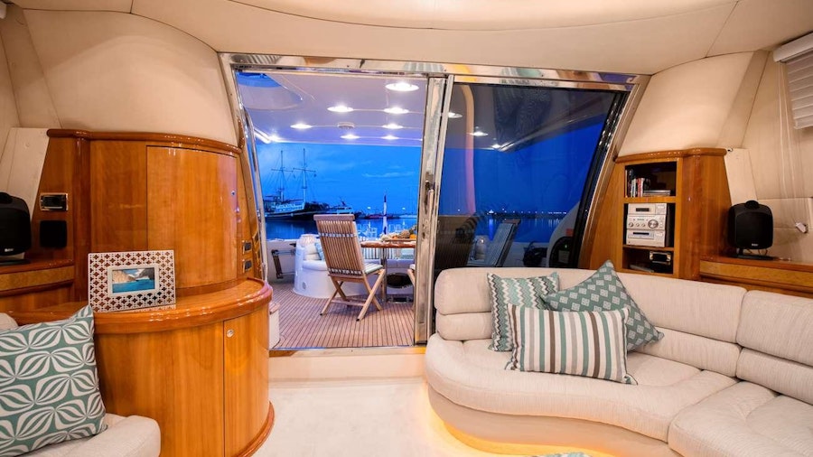 Manu Yacht Manu Yacht