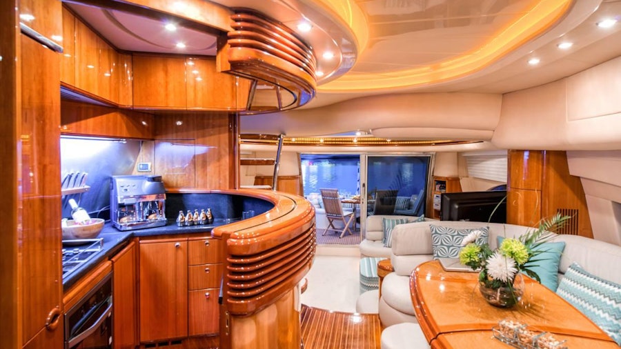 Manu Yacht Manu Yacht