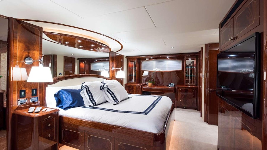 QTR Yacht QTR Yacht