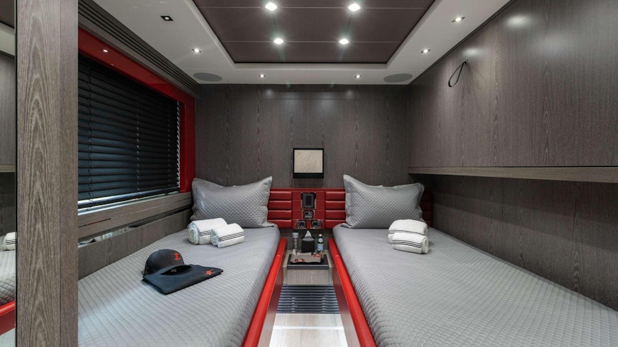 Canelo Yacht Canelo Yacht