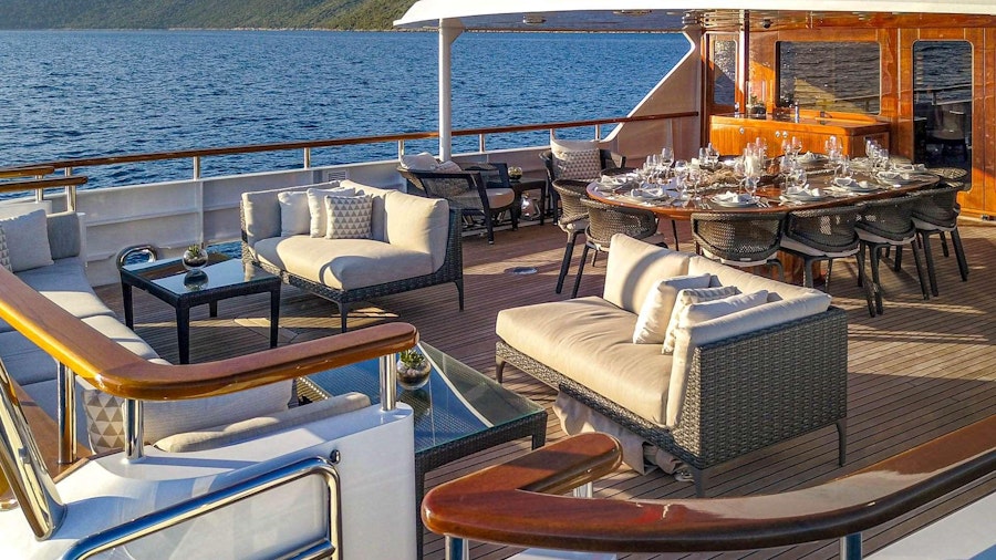 MIRAGE Yacht MIRAGE Yacht