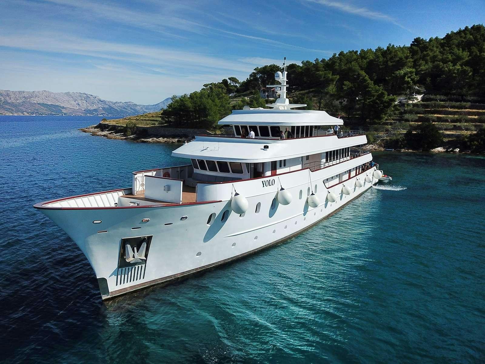 Watch Video for YOLO Yacht for Charter