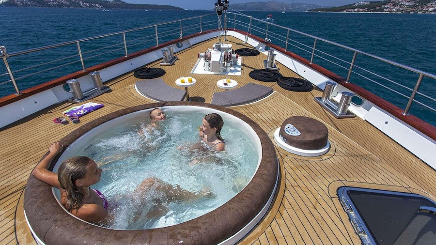 NAVILUX Yacht NAVILUX Yacht