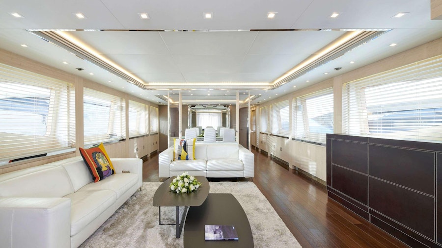 WHITE KNIGHT Yacht WHITE KNIGHT Yacht