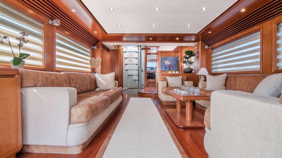 SALTY Yacht SALTY Yacht