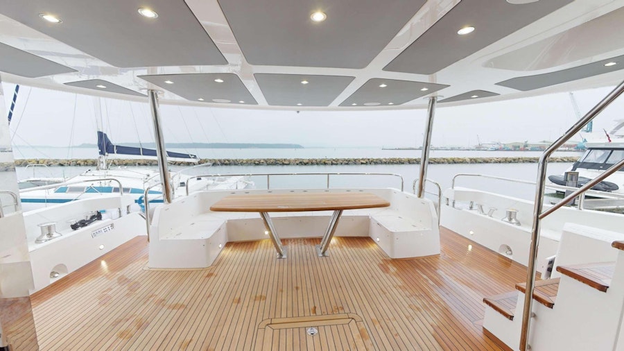 INSOMNIA Yacht INSOMNIA Yacht