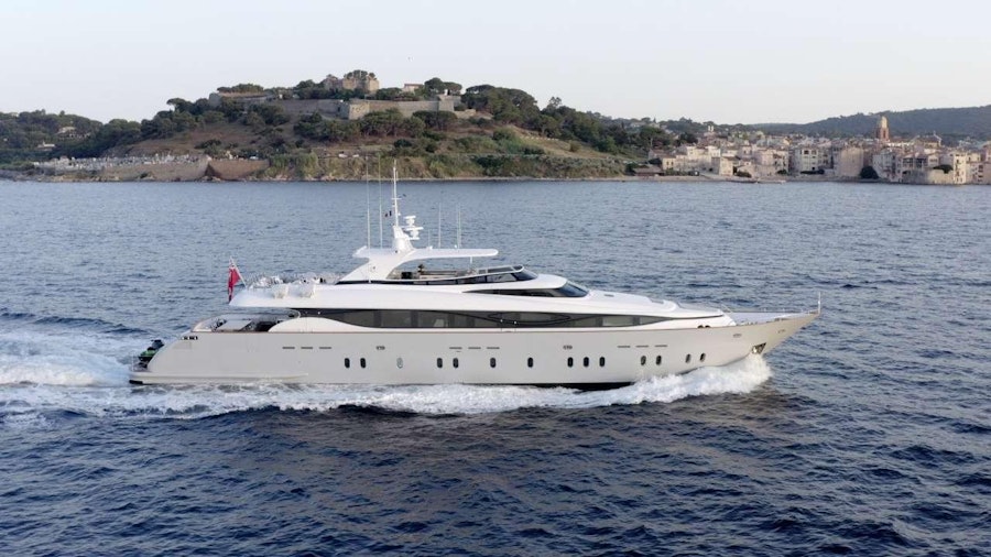 M Yacht M Yacht