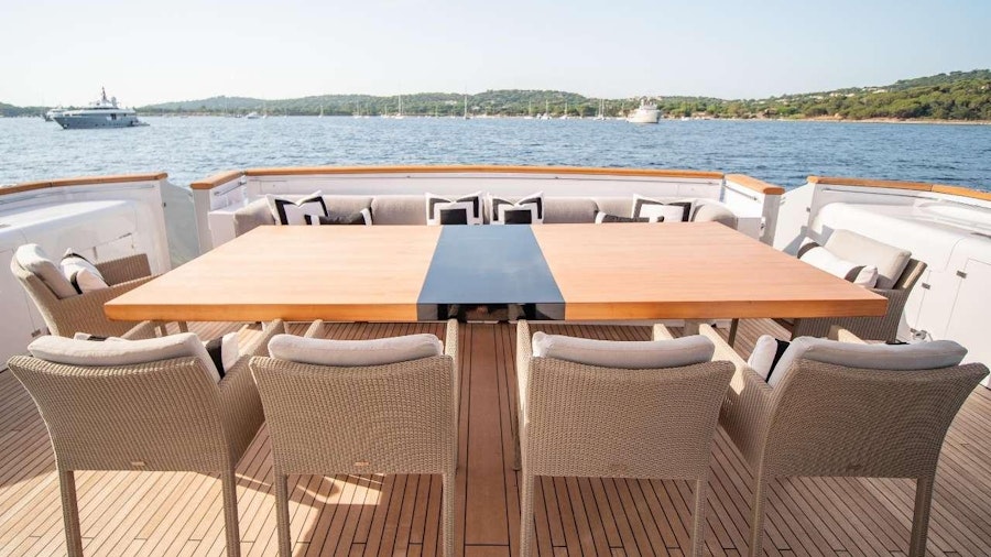 M Yacht M Yacht