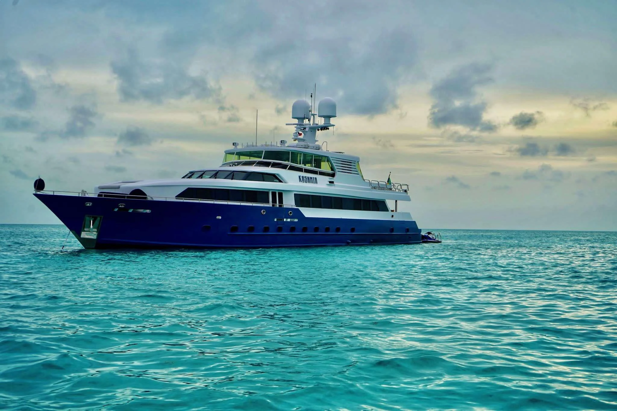 Watch Video for KASHMIR Yacht for Charter