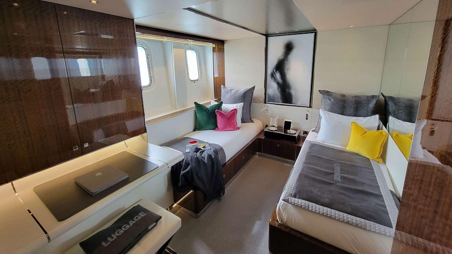 KNIGHT Yacht KNIGHT Yacht