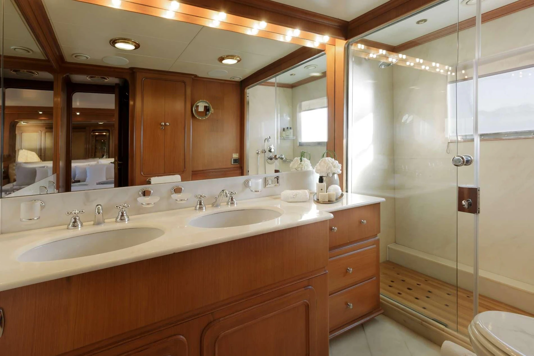 ESPINOLA yacht charter 5
