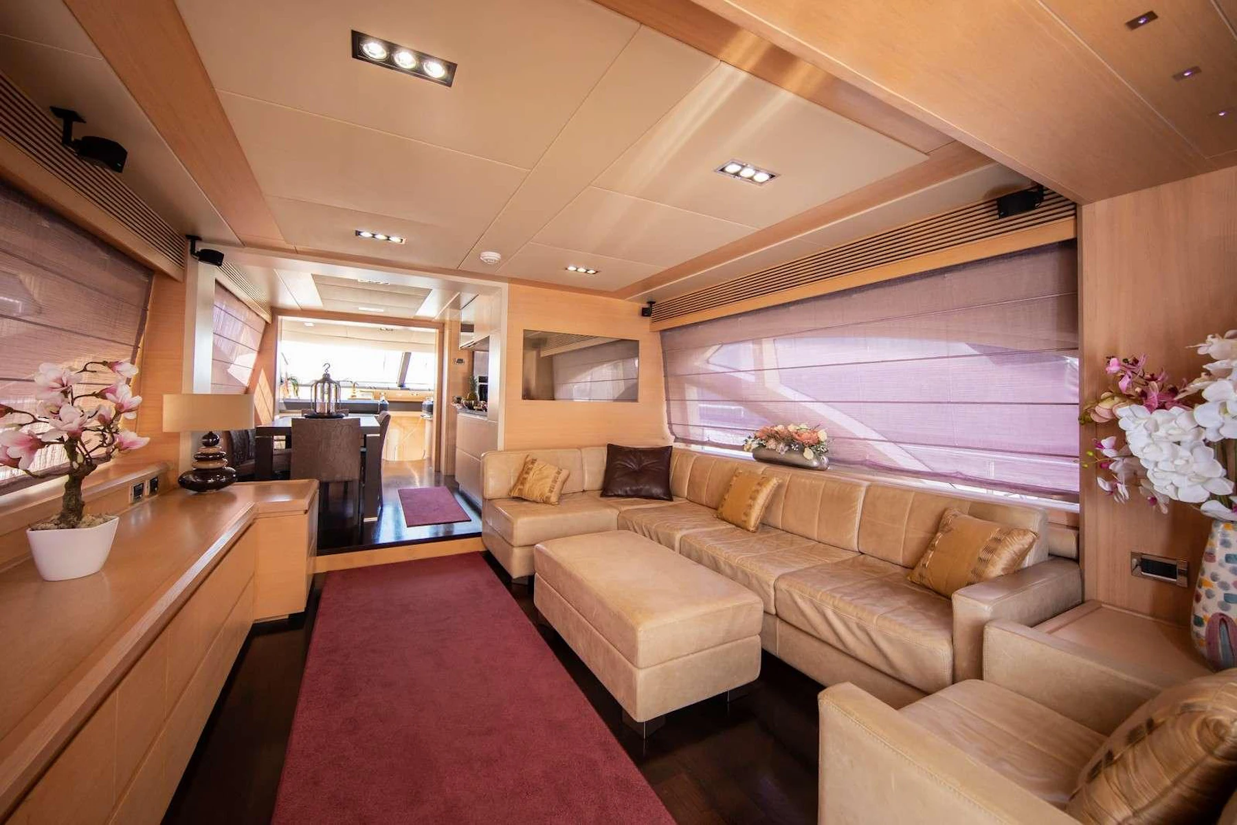 FOREVER ROSANNA yacht charter 2