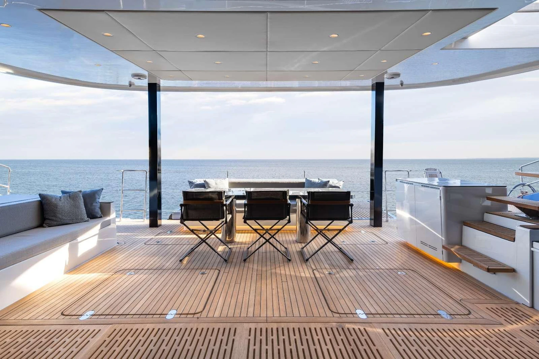 AGATA BLU yacht charter 5