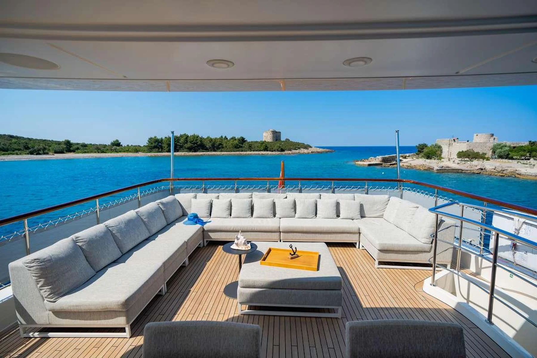 VALENTINA II yacht charter 5
