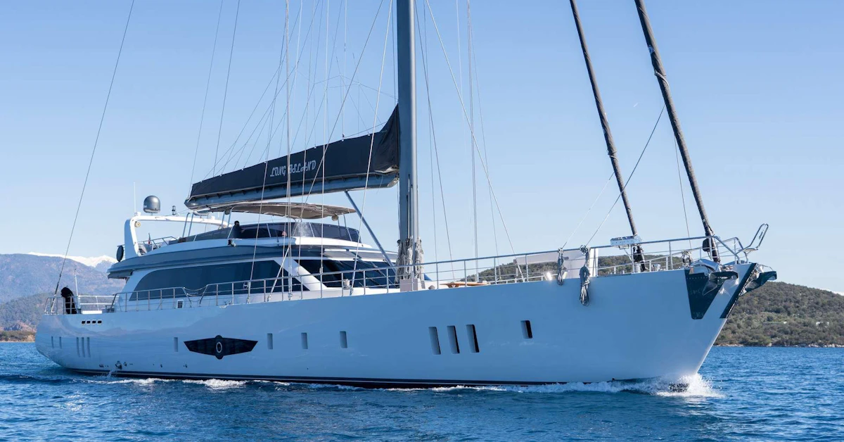 LONG ISLAND Yacht for Charter | 127' 11