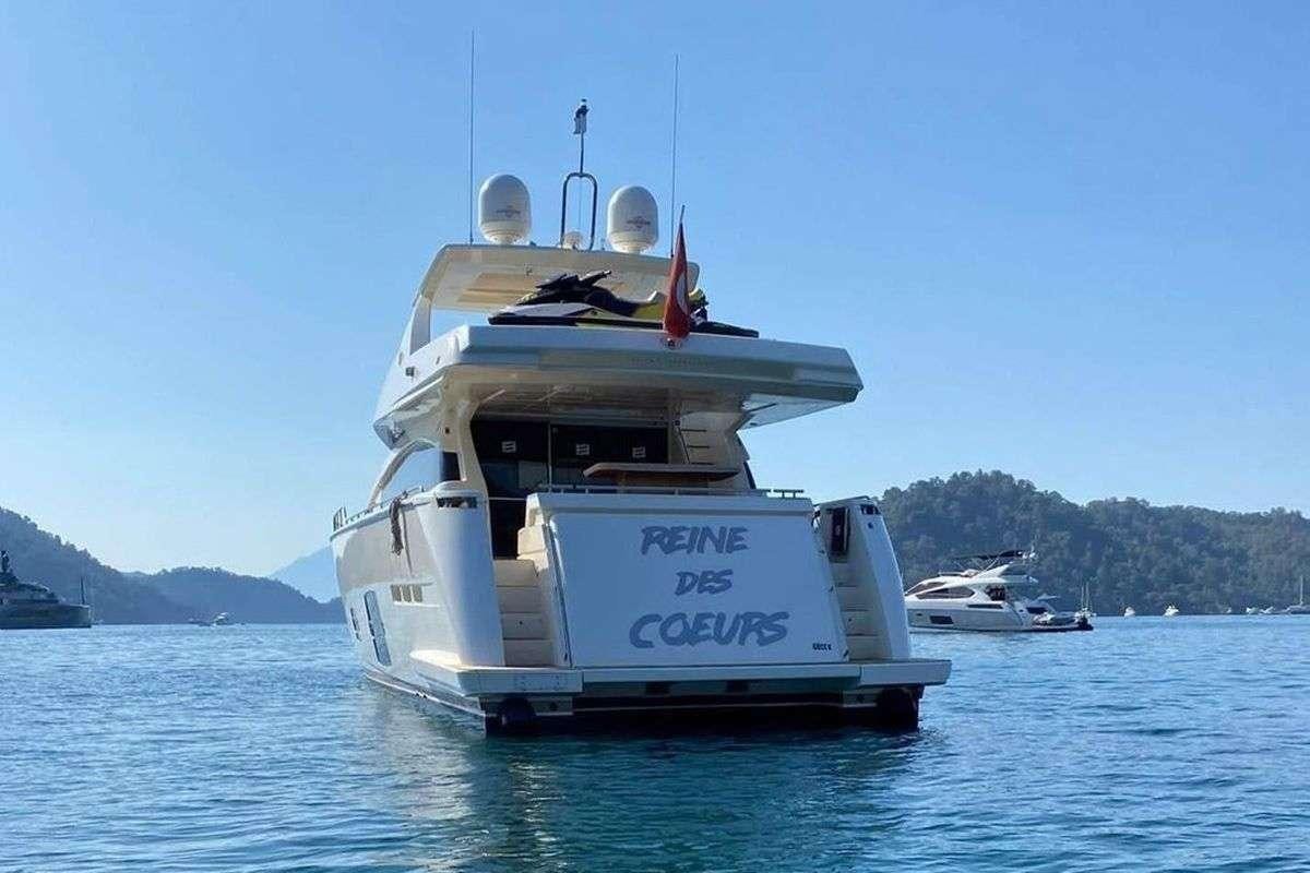 a boat on the water aboard REINE DES COEURS Yacht for Charter