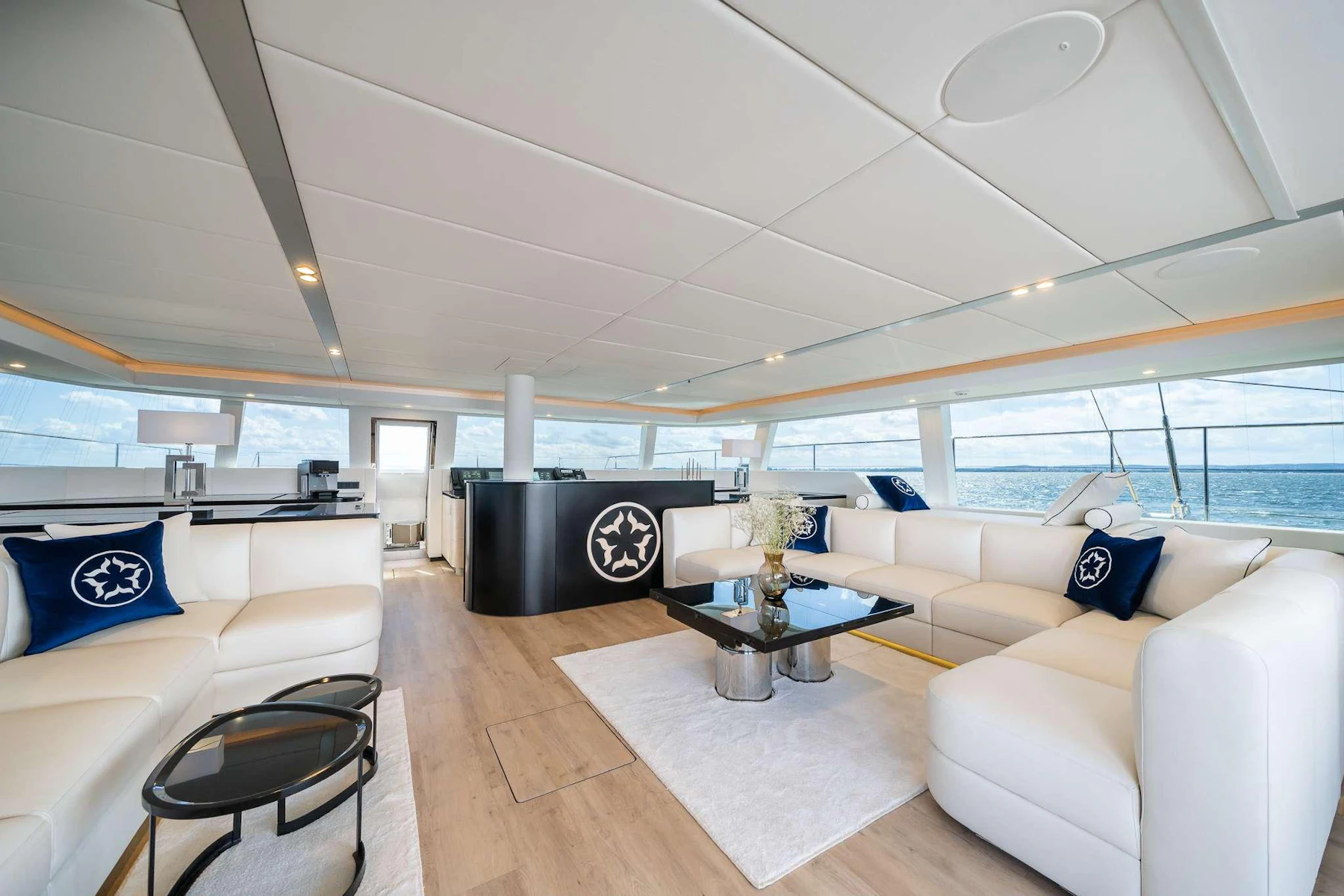 ONE PLANET yacht charter 3