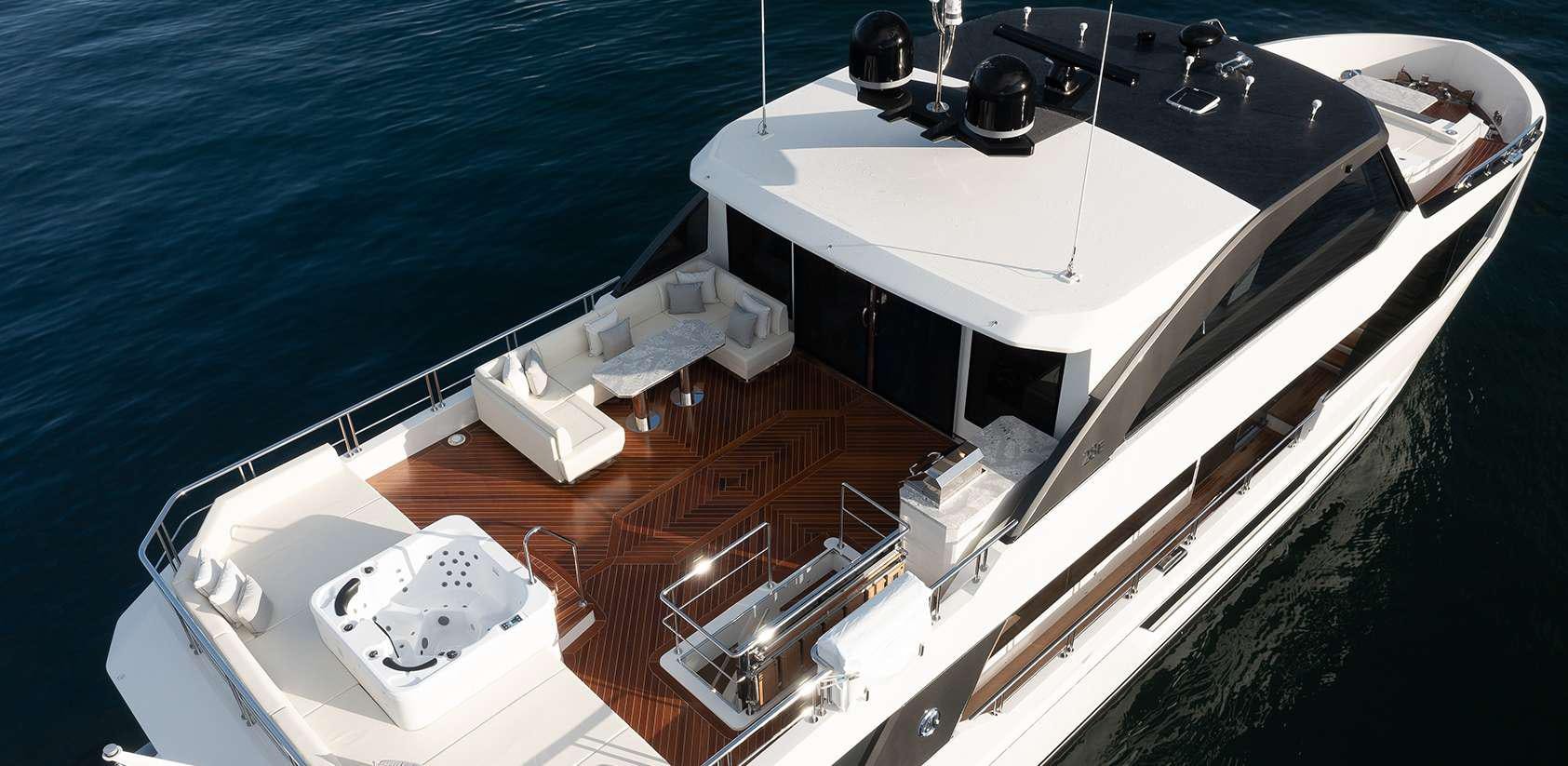 a boat on the water aboard OCEAN ALEXANDER 27R03 Yacht for Charter