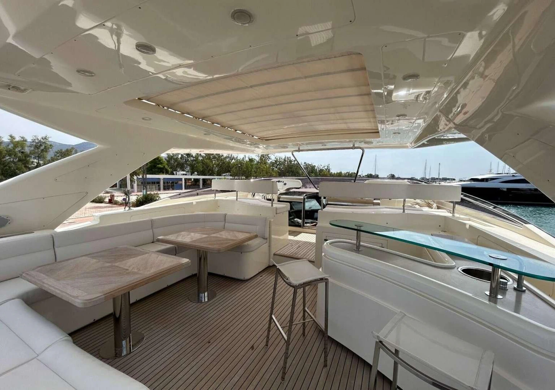 WATCH ME yacht charter 5