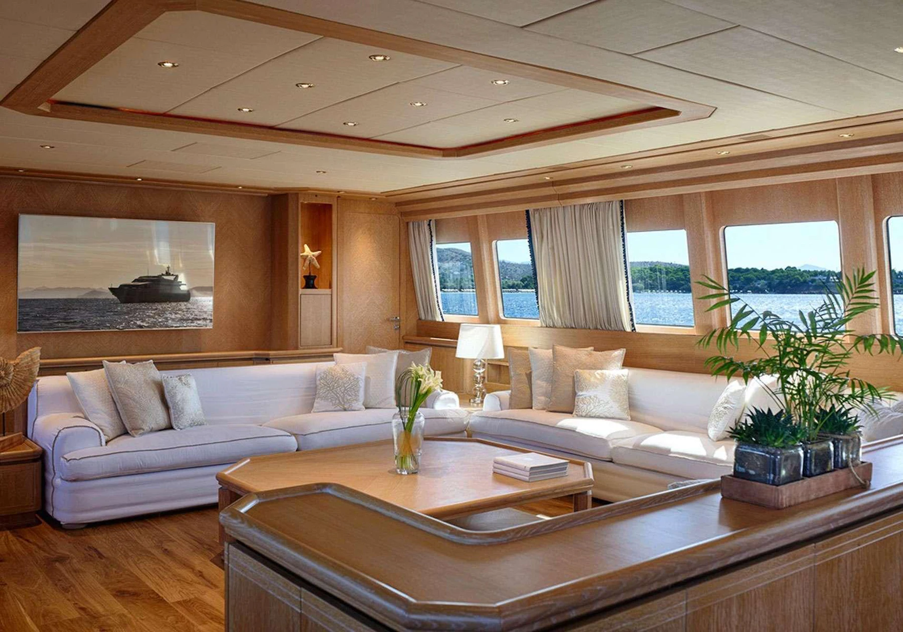NOVA yacht charter 2
