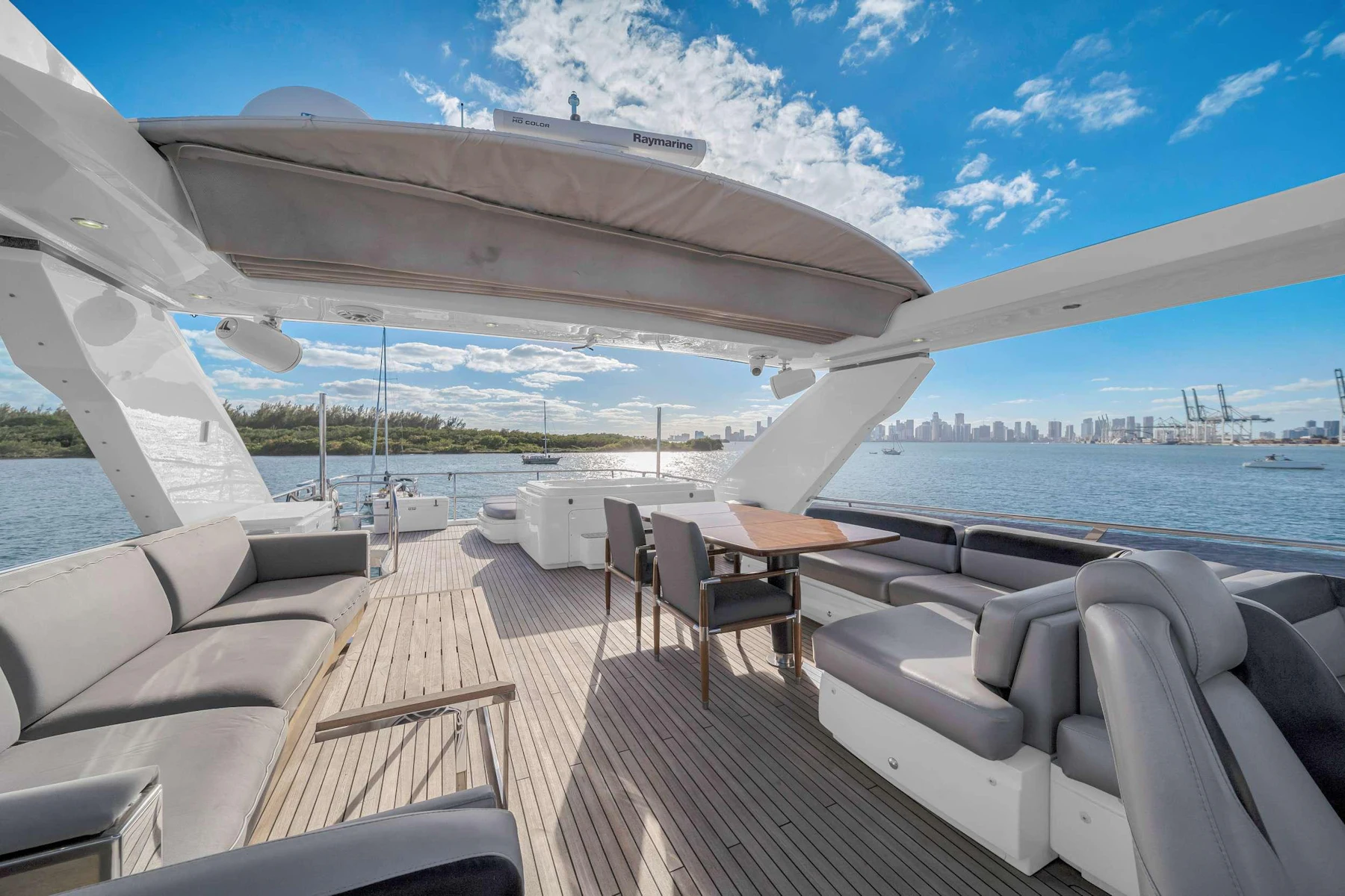 FREEDOM yacht charter 4
