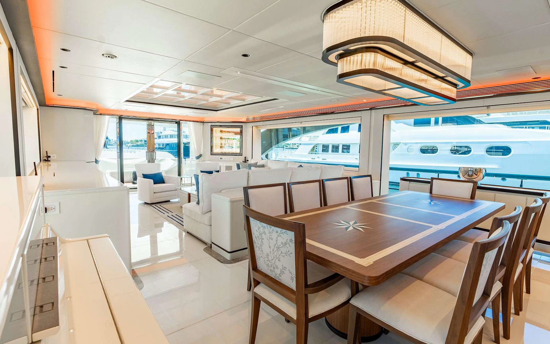 MISS MICHELLE yacht charter 4