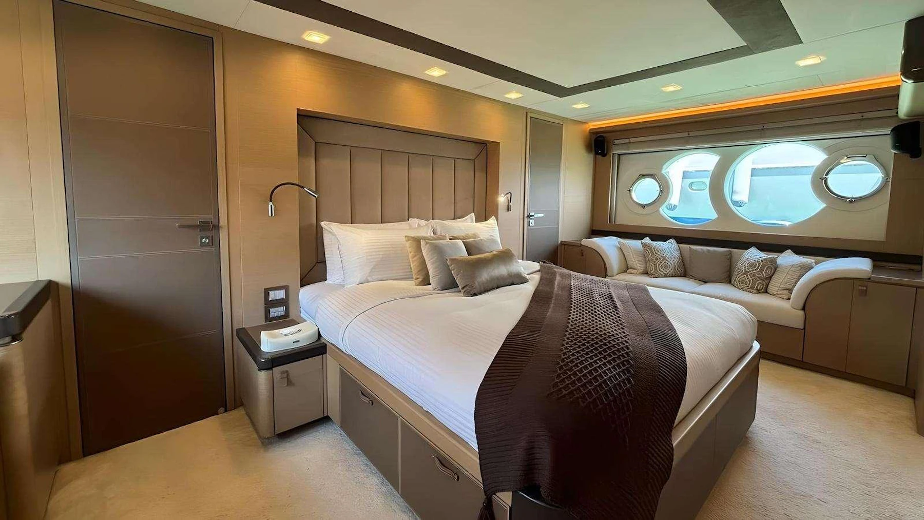 NAYLA yacht charter 5